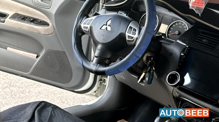 Mitsubishi Lancer 2013