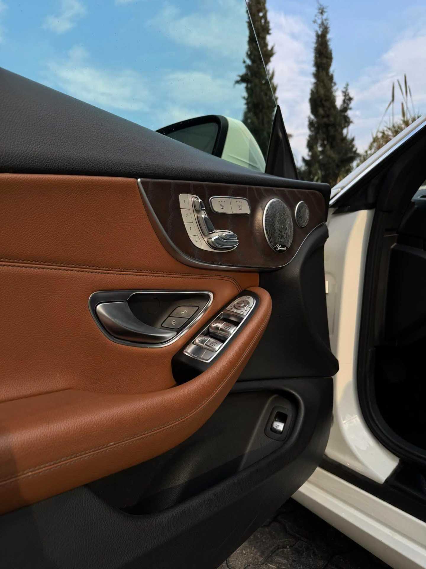 Mercedes Benz C300 2019