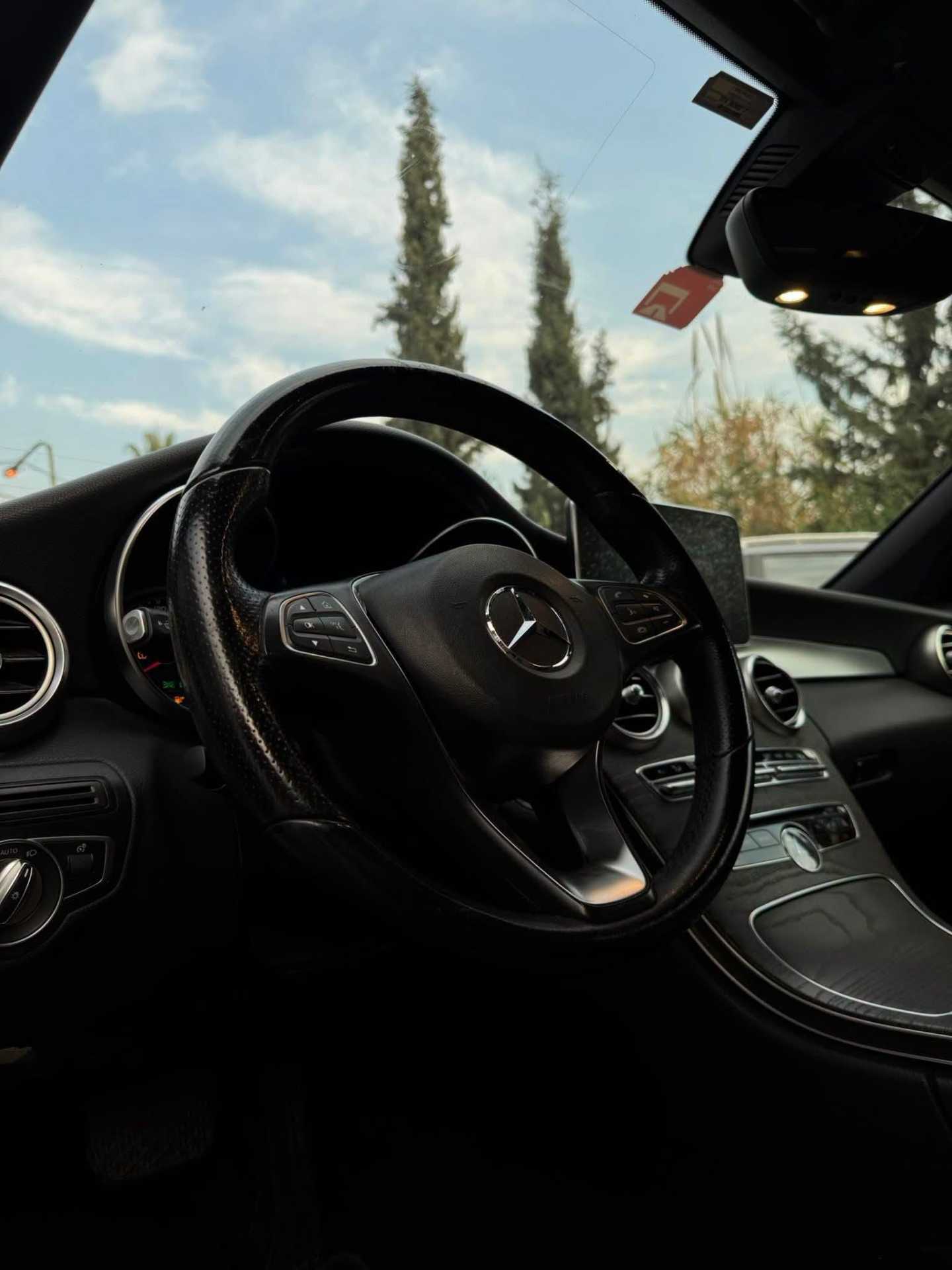 Mercedes Benz C300 2019