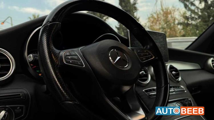 Mercedes Benz C300 2019