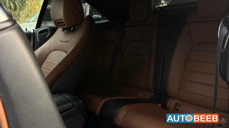 Mercedes Benz C300 2019