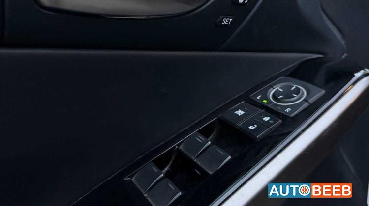 Lexus IS300 2020