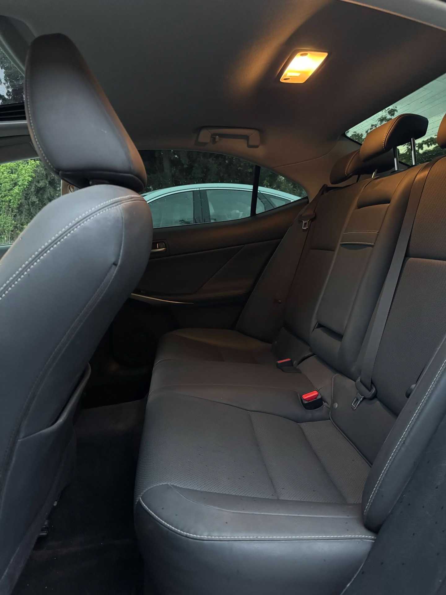 Lexus IS300 2020