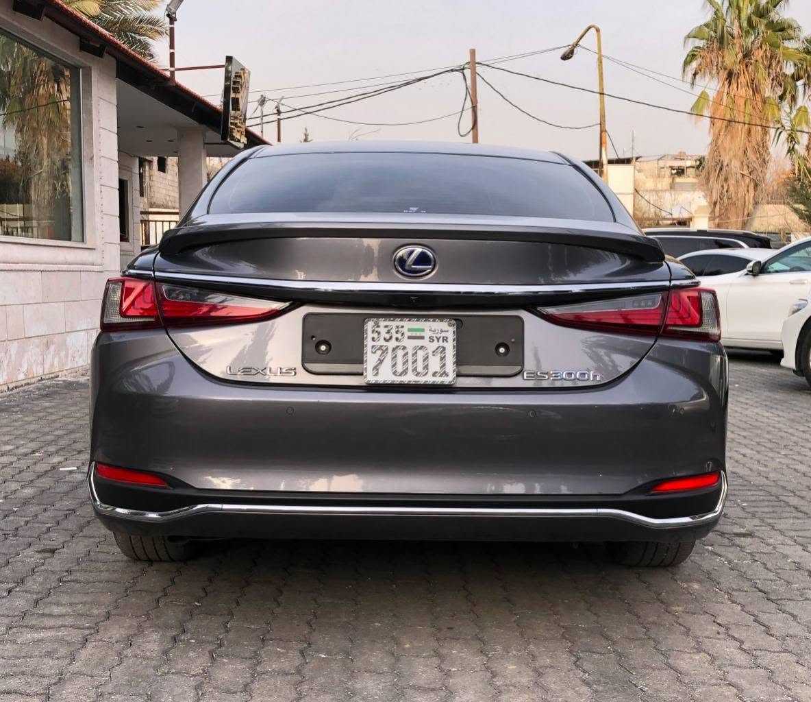 Lexus ES300 2020