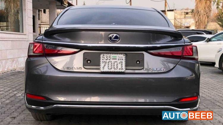 Lexus ES300 2020