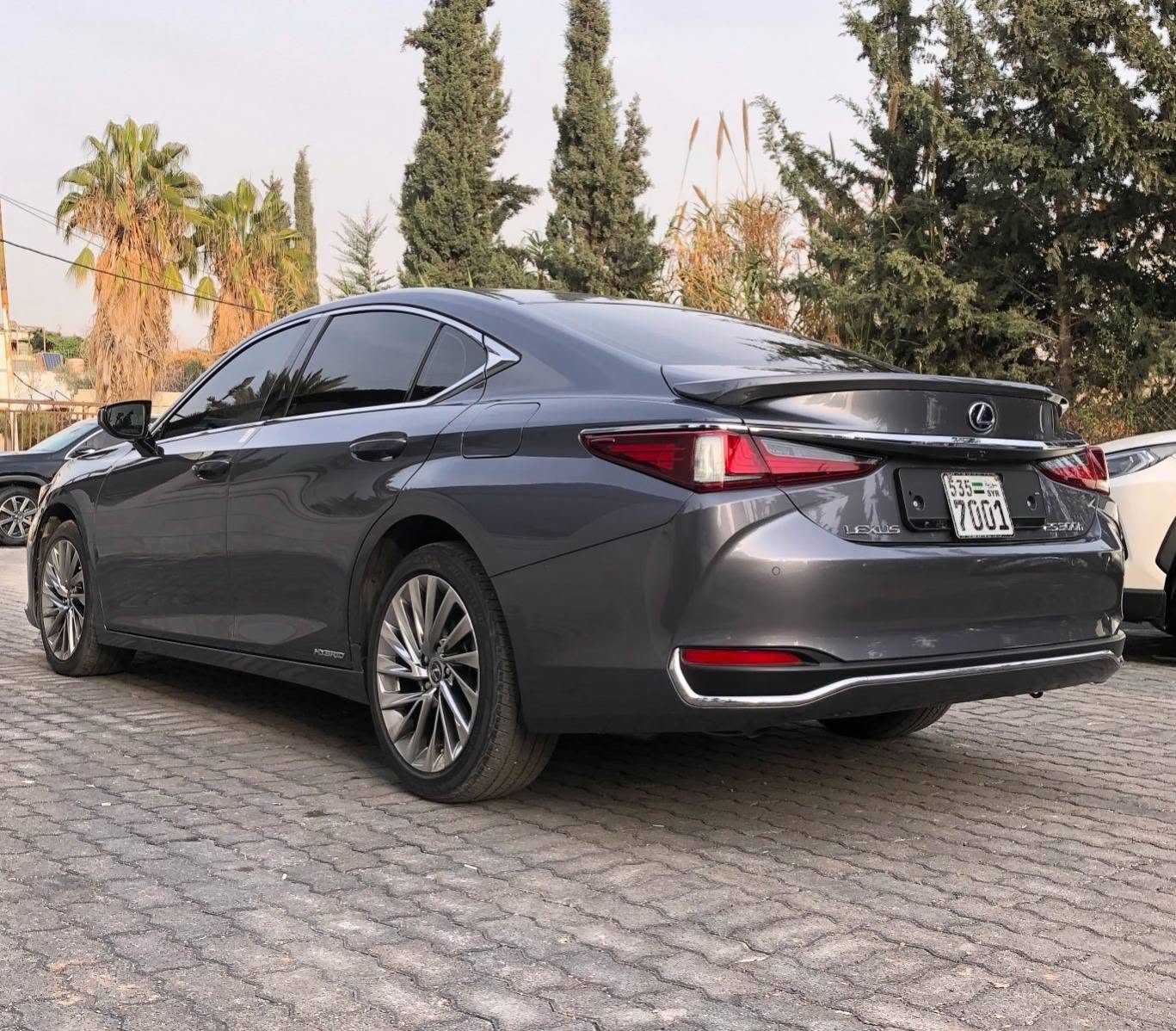 Lexus ES300 2020
