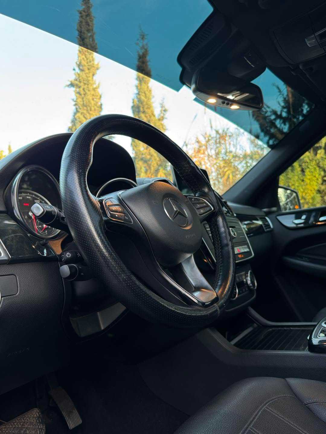 Mercedes Benz GLE350 2018