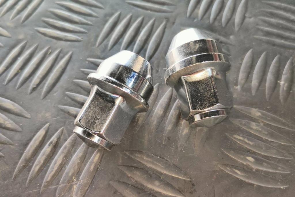 براغي جنط جميع السيارات الامريكيه 