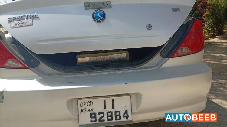 KIA Spectra 2000
