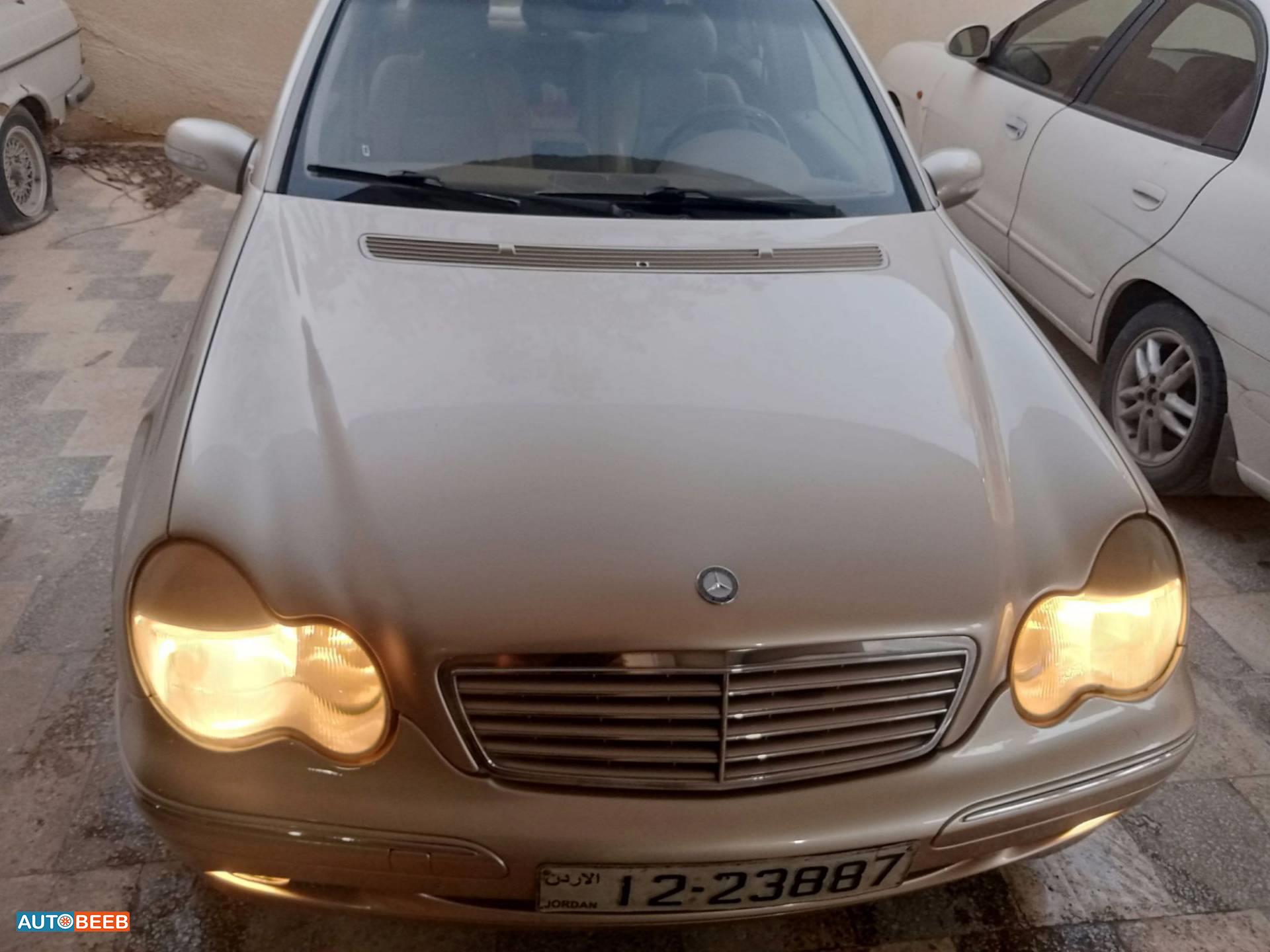 مرسيدس بنز C200 2002