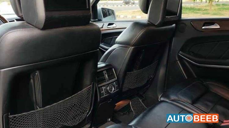 Mercedes Benz GL550 2013