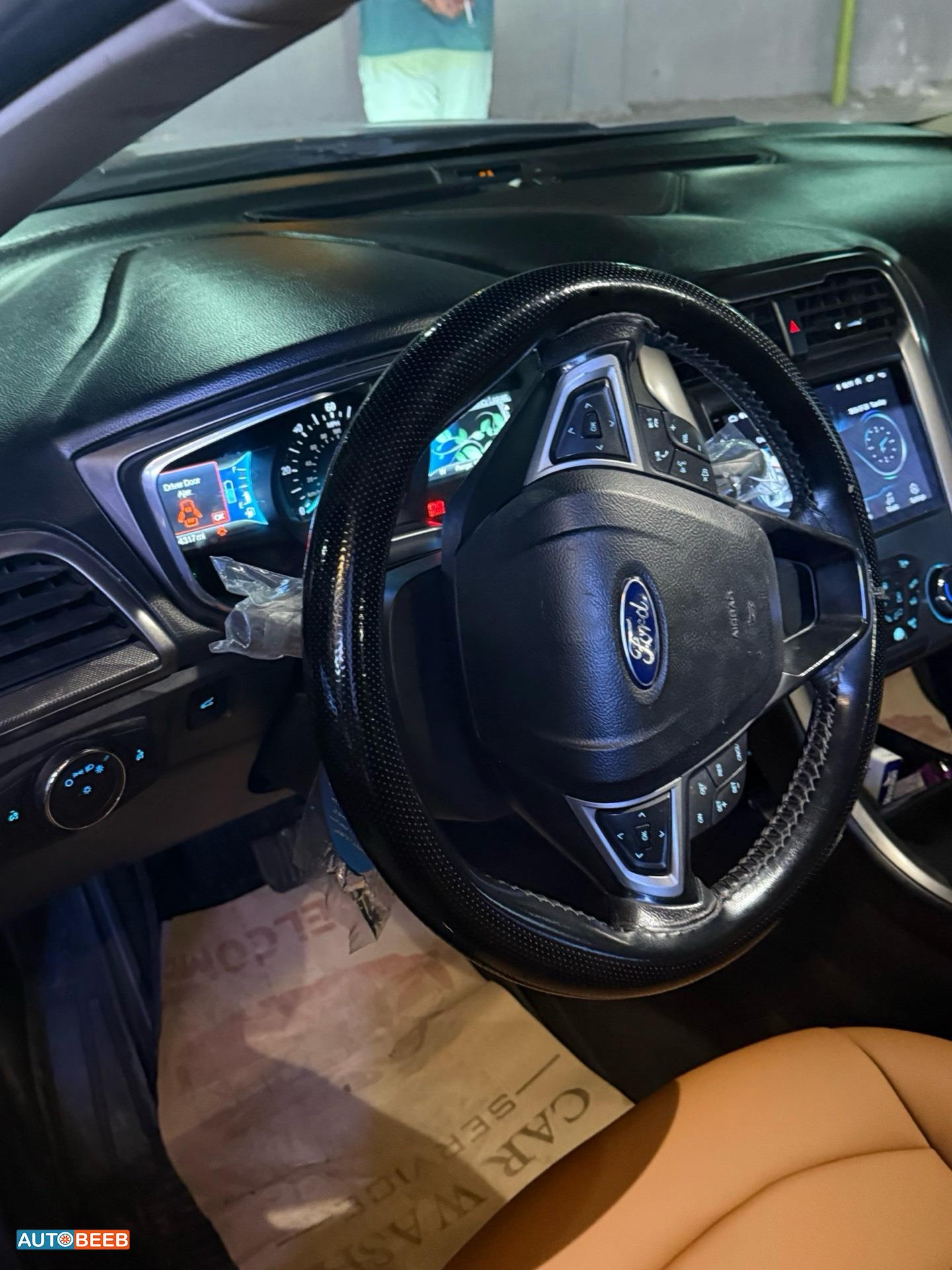 Ford Fusion 2017