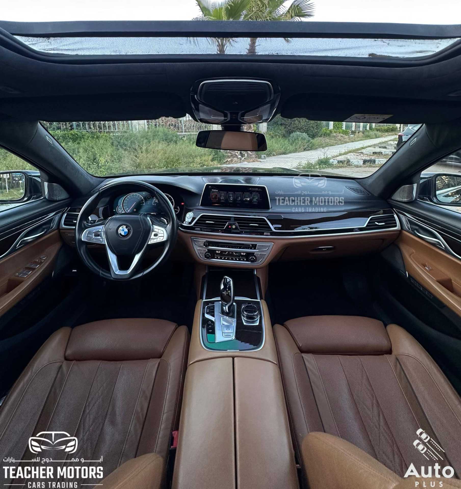 BMW 750 2016
