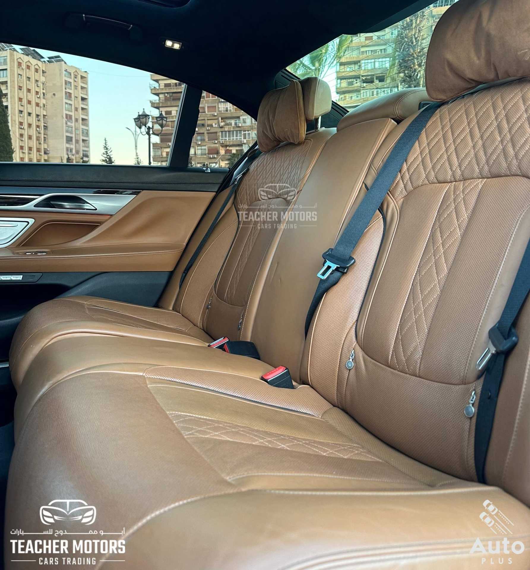 BMW 750 2016
