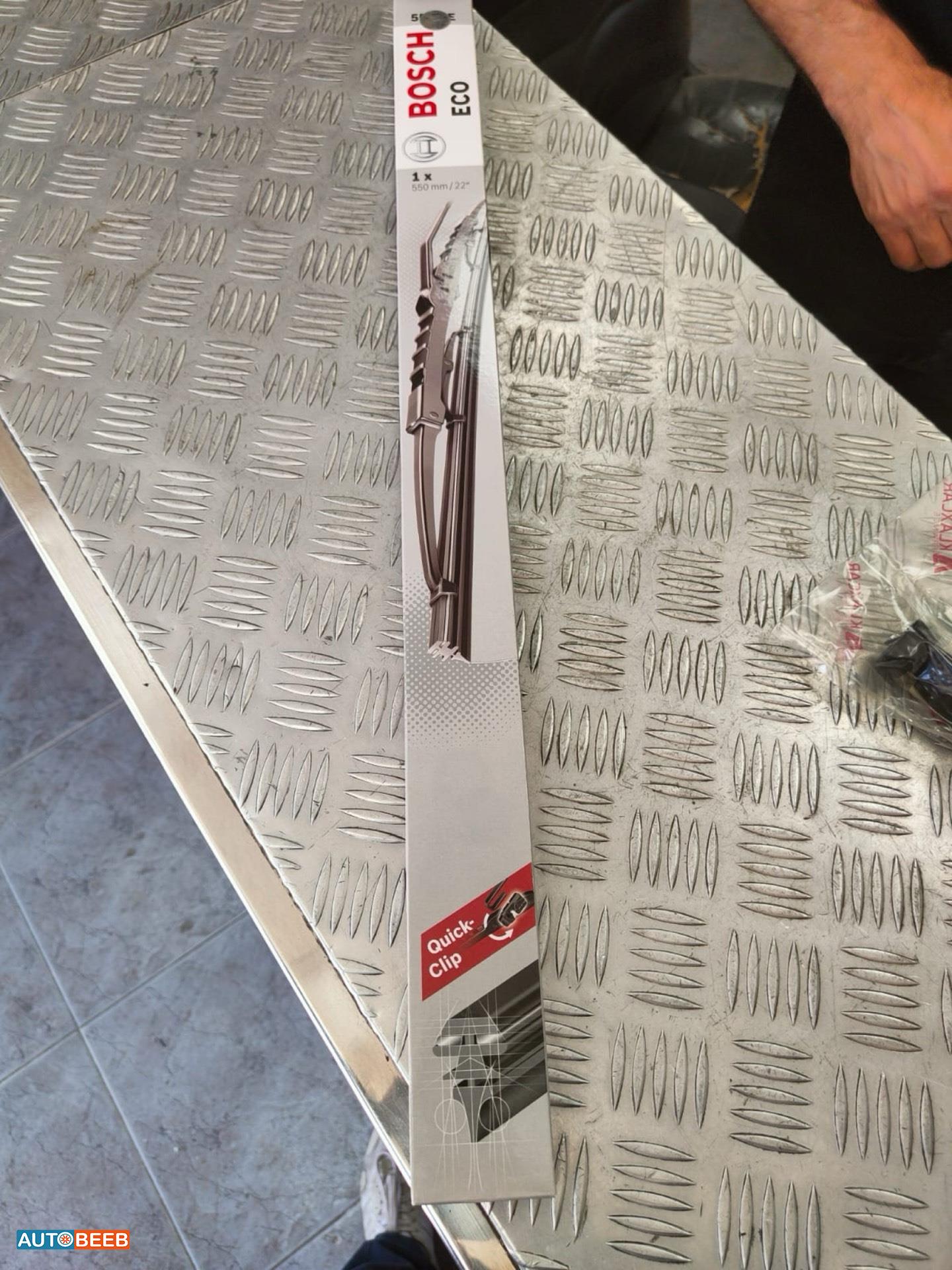 Glass wipers  