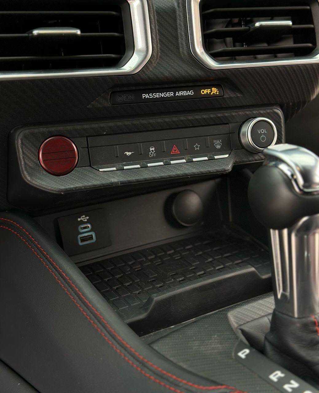 Ford Mustang 2025