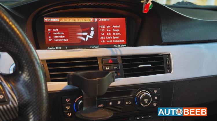 BMW 330 2008