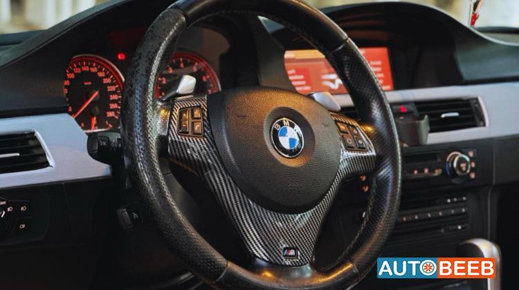 BMW 330 2008