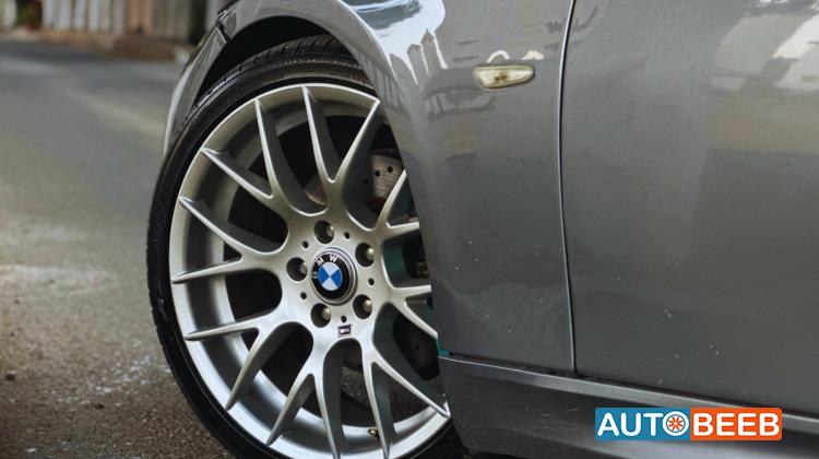 BMW 330 2008