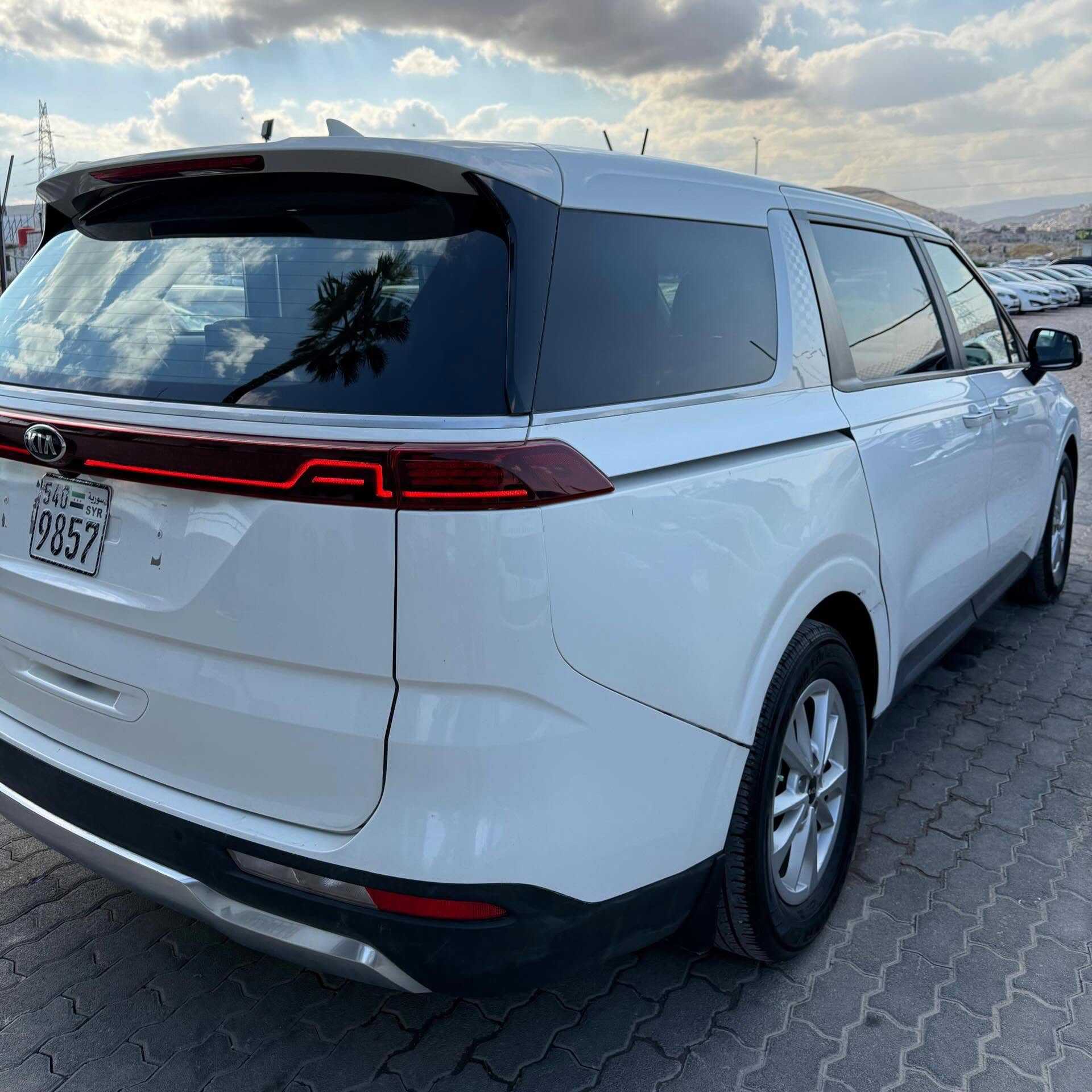 KIA Carnival 2022