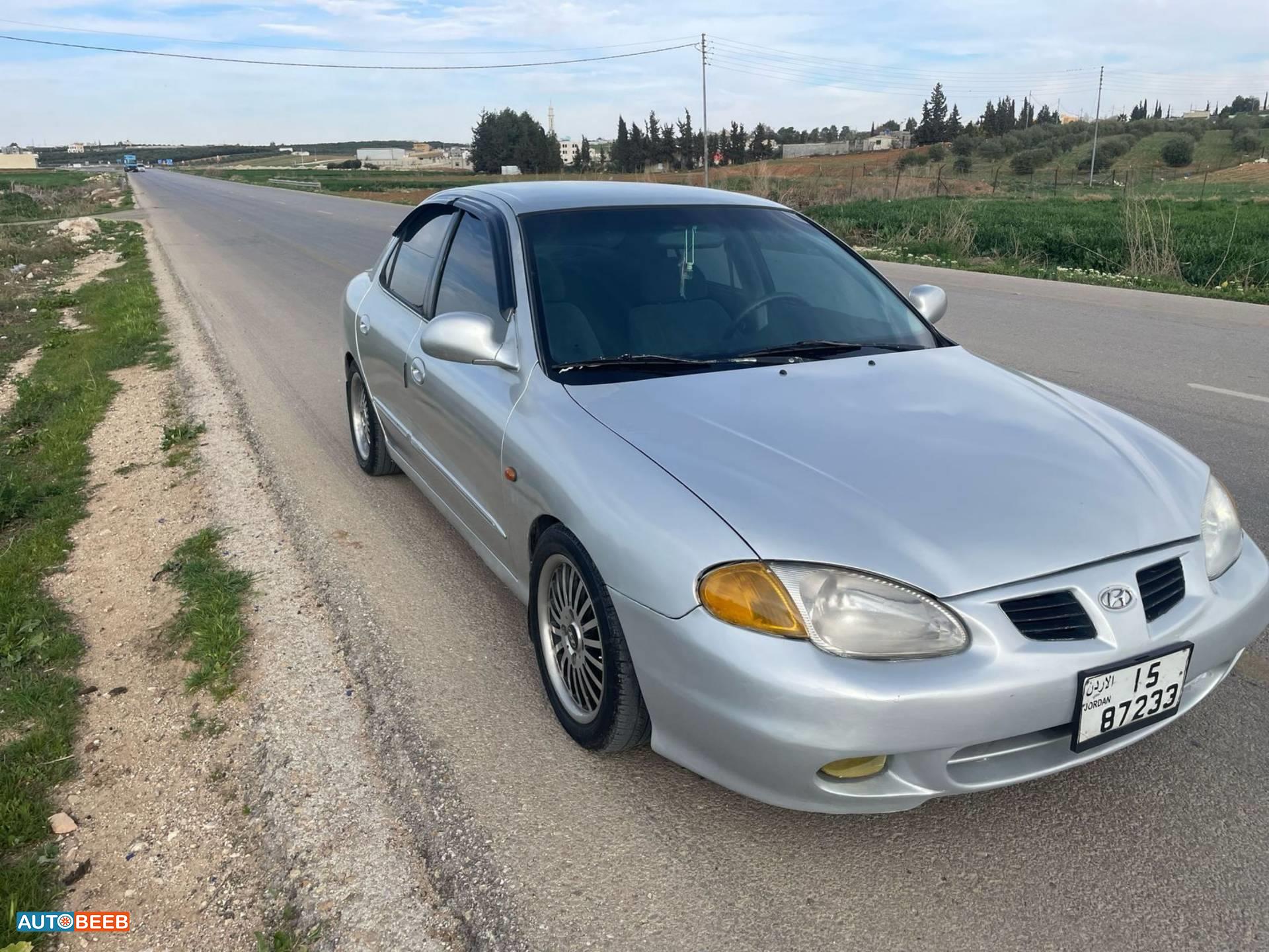هيونداي افانتي 2000