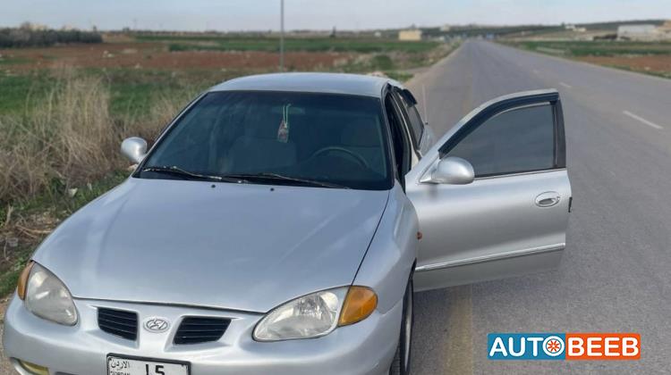 هيونداي افانتي 2000