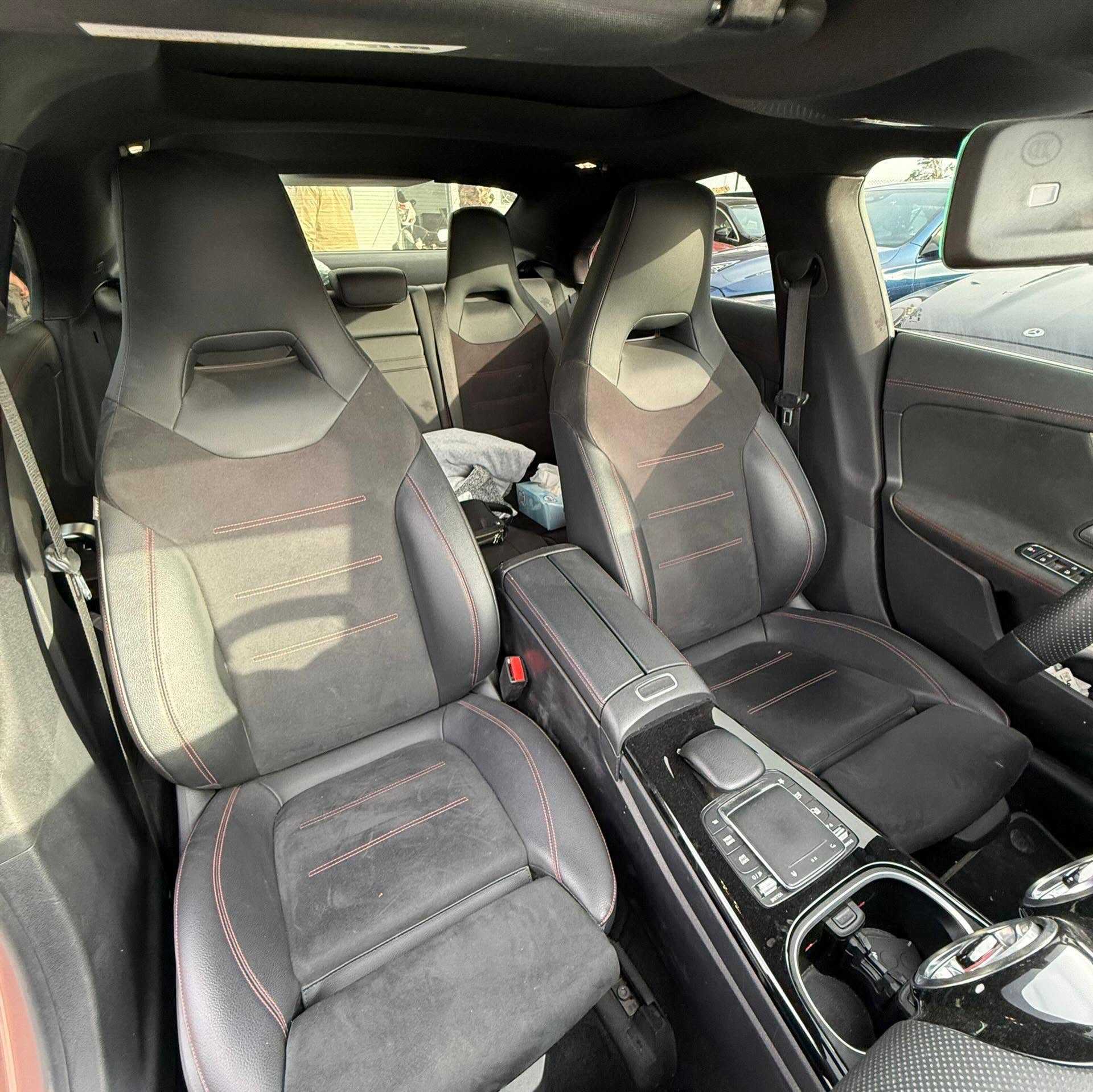 Mercedes Benz CLA250 2023