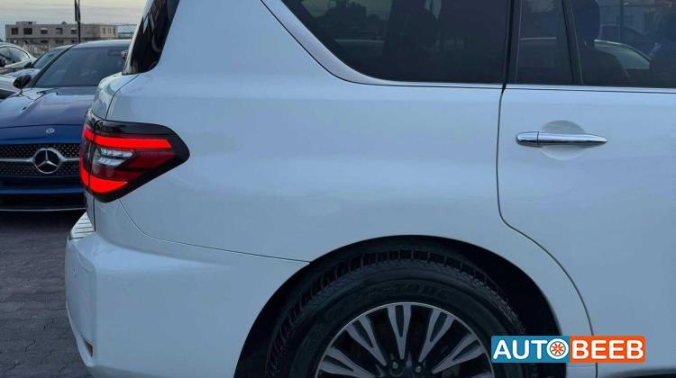 Nissan Armada 2022