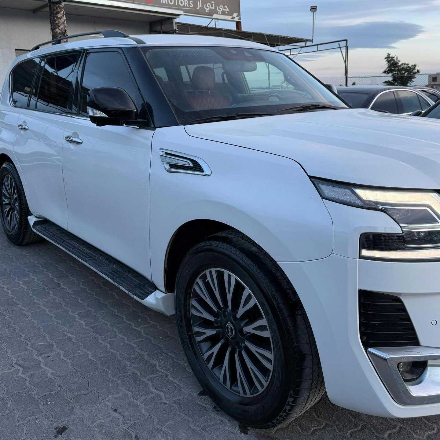 Nissan Armada 2022