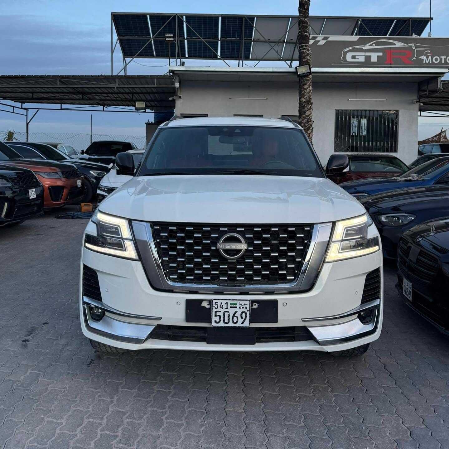 Nissan Armada 2022
