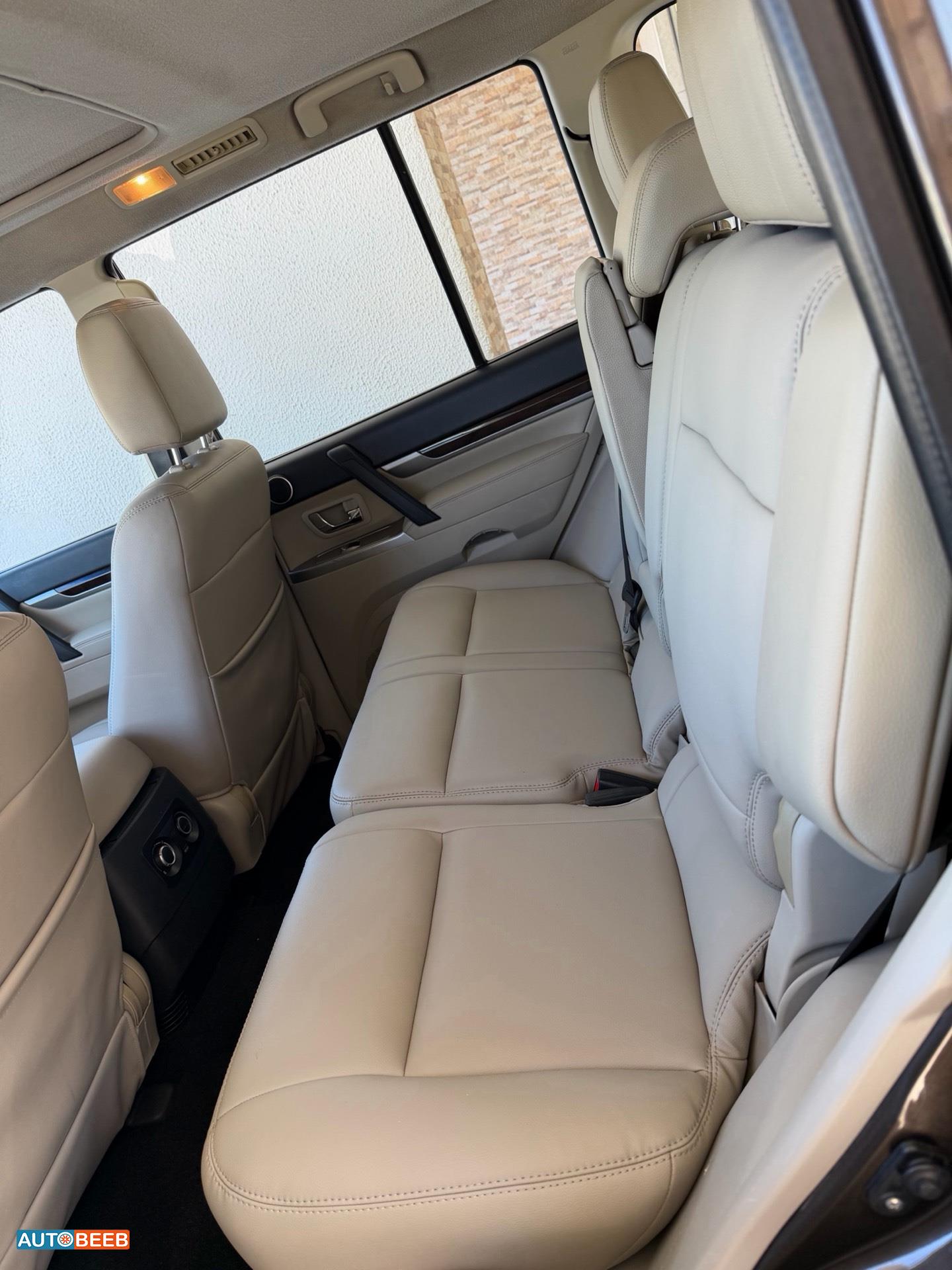 Mitsubishi Pajero 2017