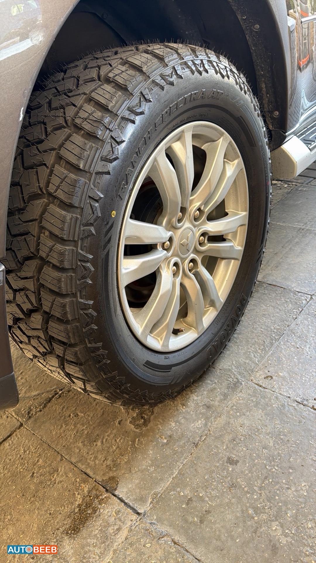 Mitsubishi Pajero 2017