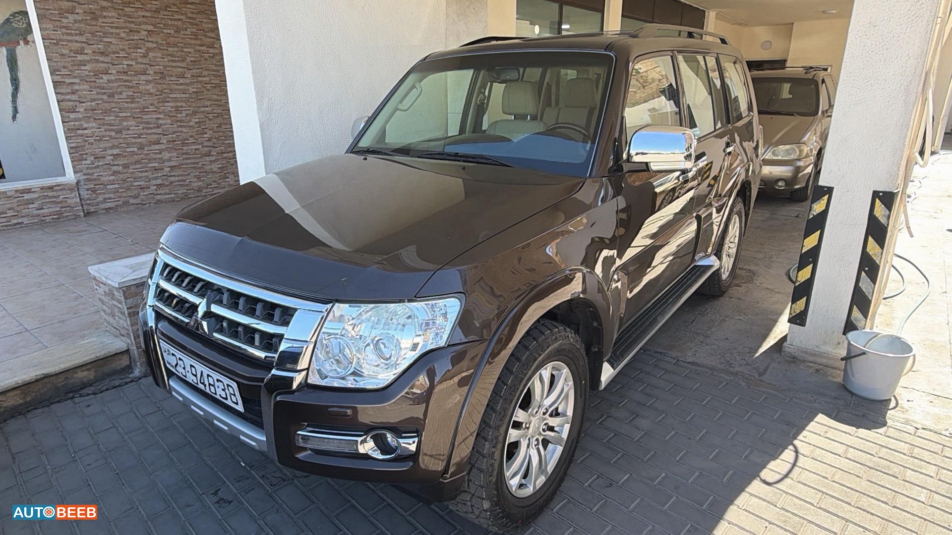 Mitsubishi Pajero 2017