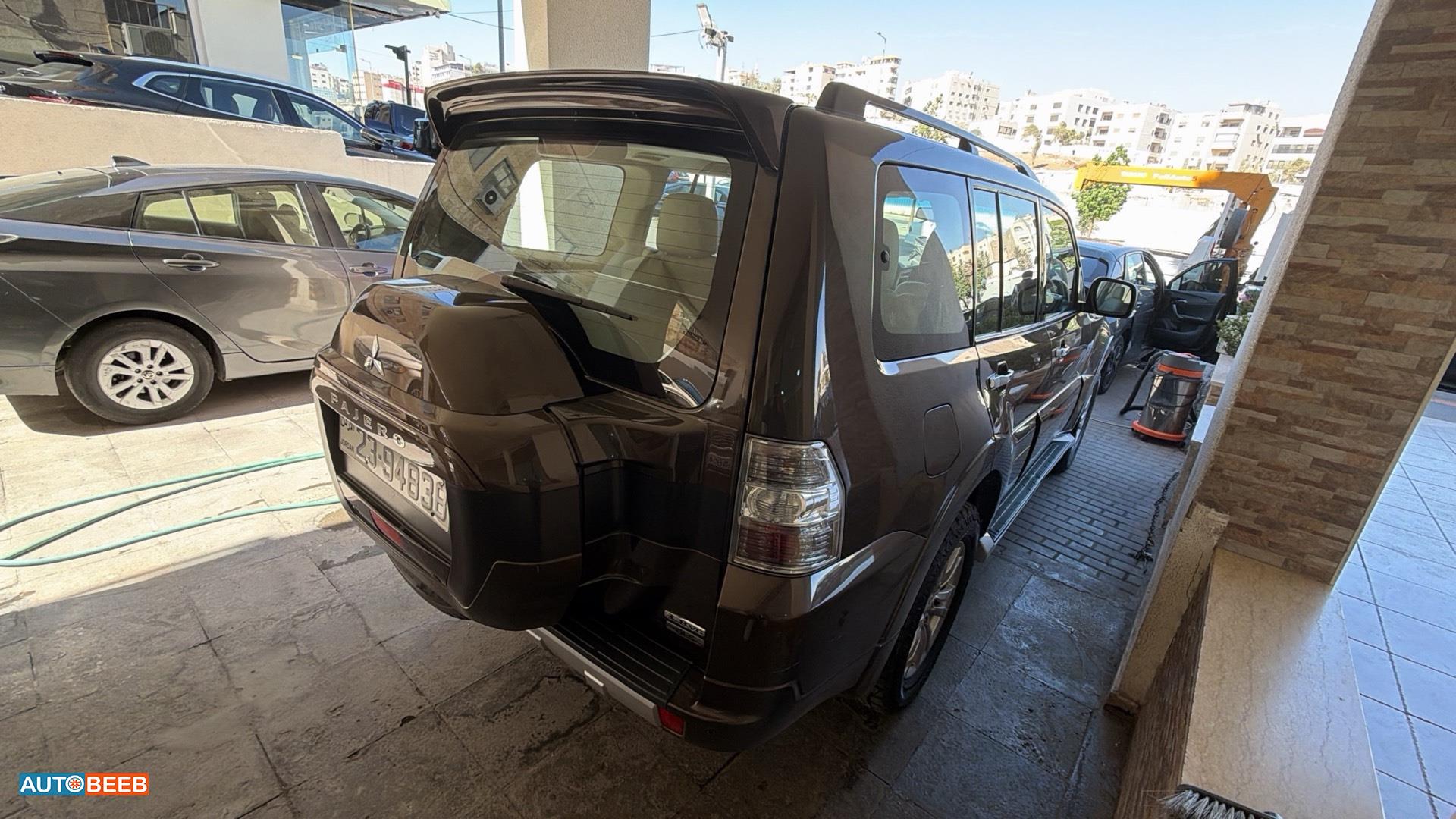 Mitsubishi Pajero 2017