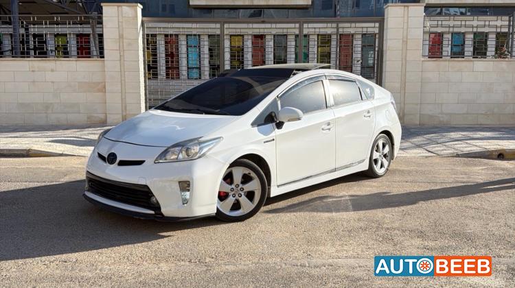 Toyota Prius 2012