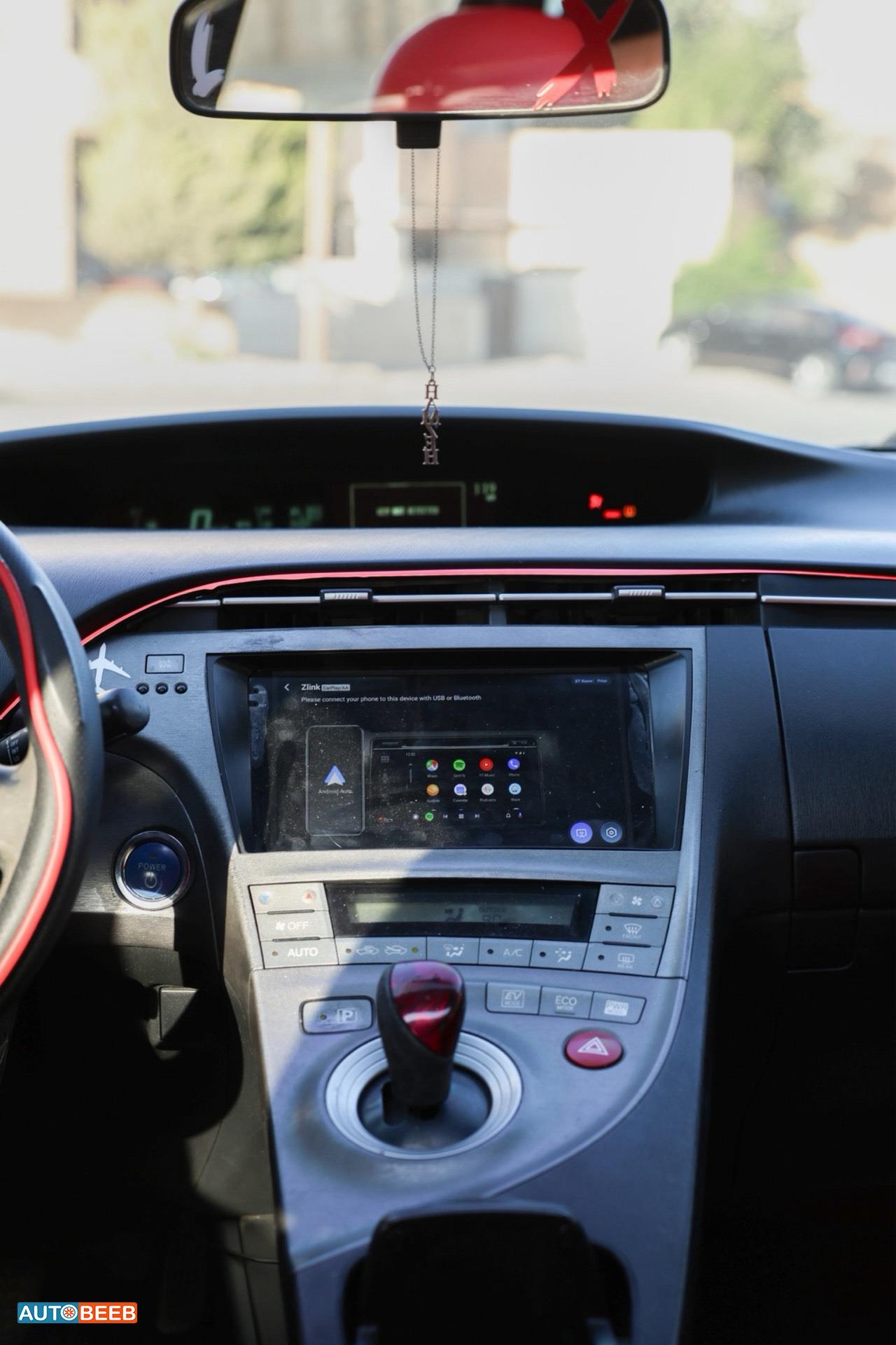 Toyota Prius 2012