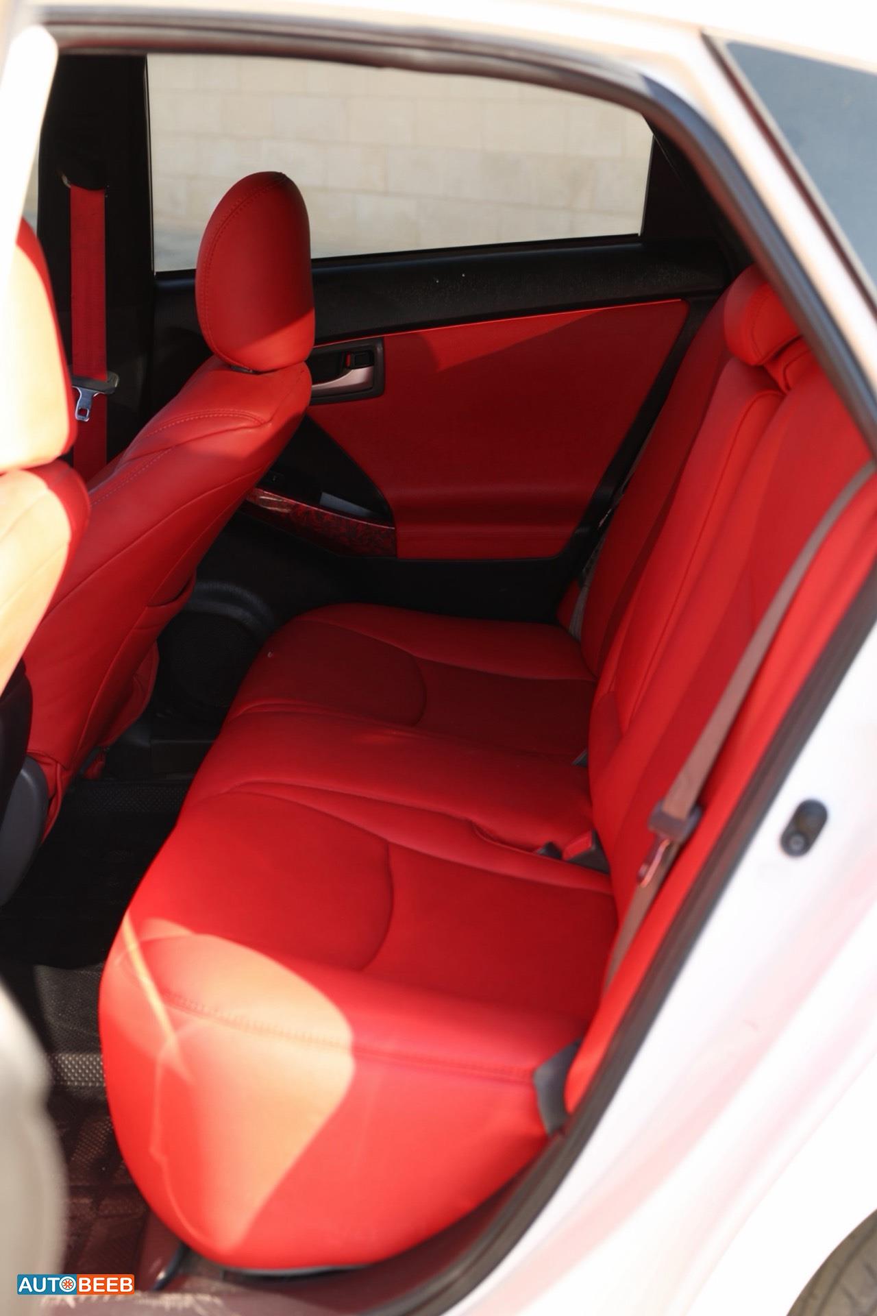 Toyota Prius 2012