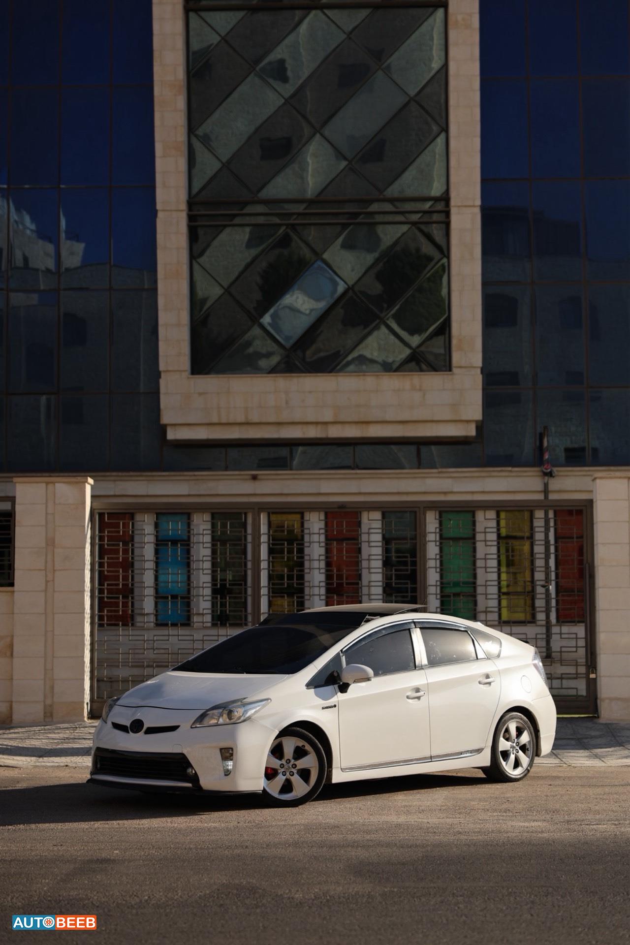 Toyota Prius 2012