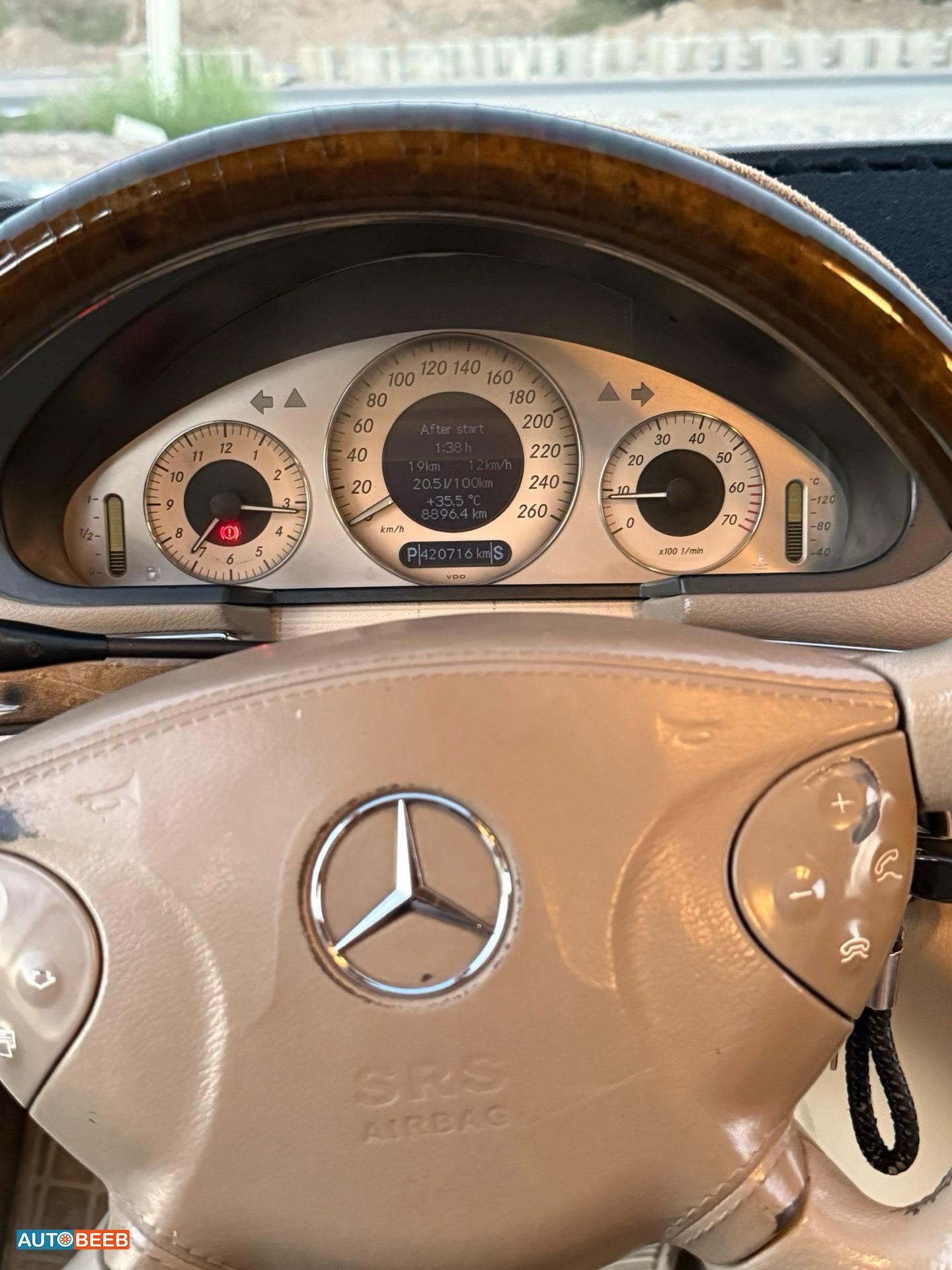 مرسيدس بنز E200 2003