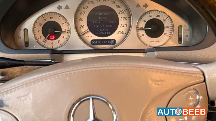 مرسيدس بنز E200 2003