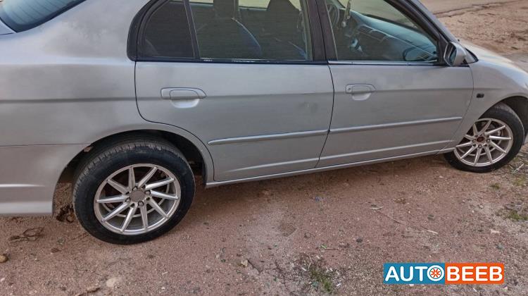 Honda Civic 2004