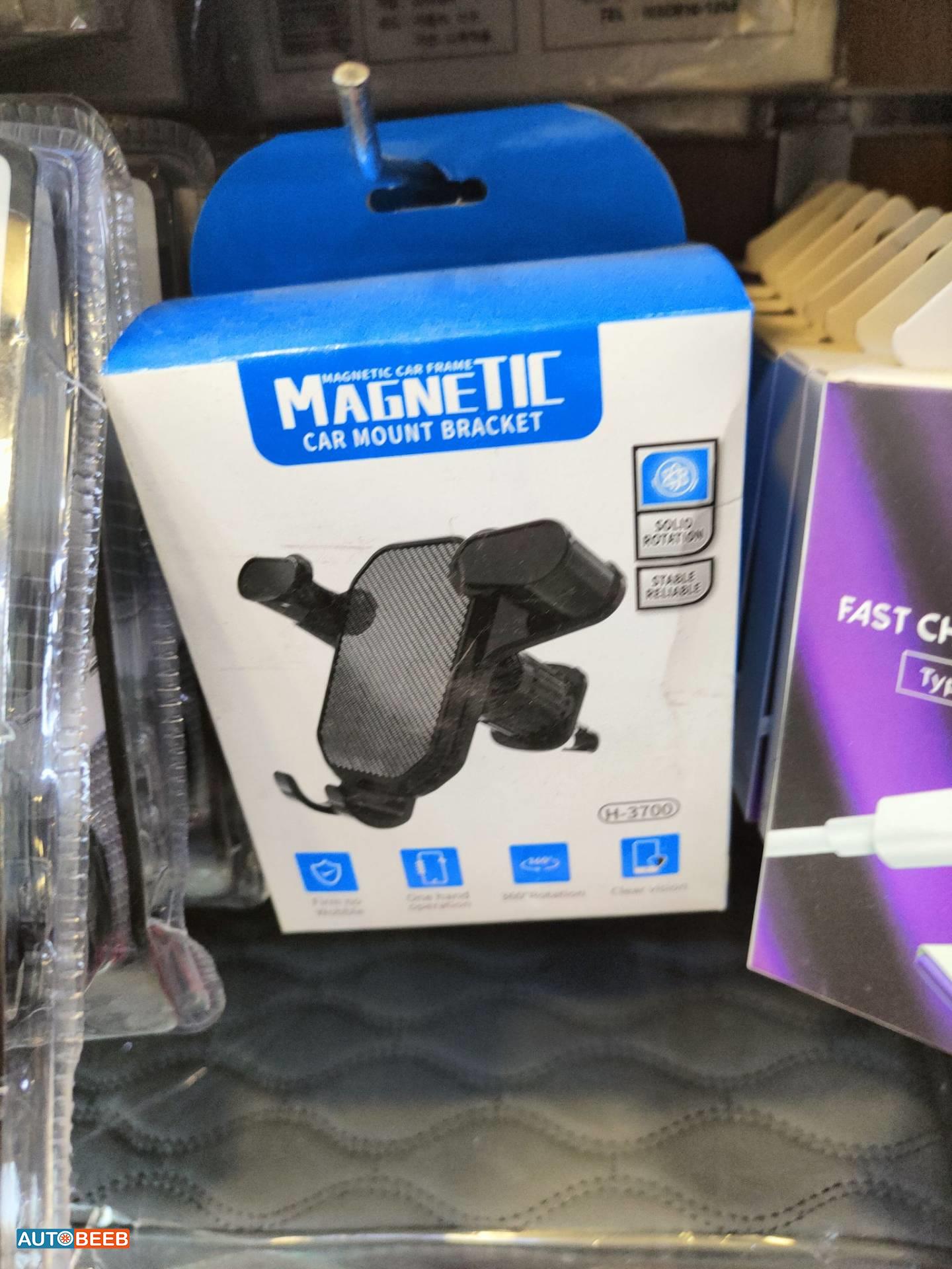  Phone holder  