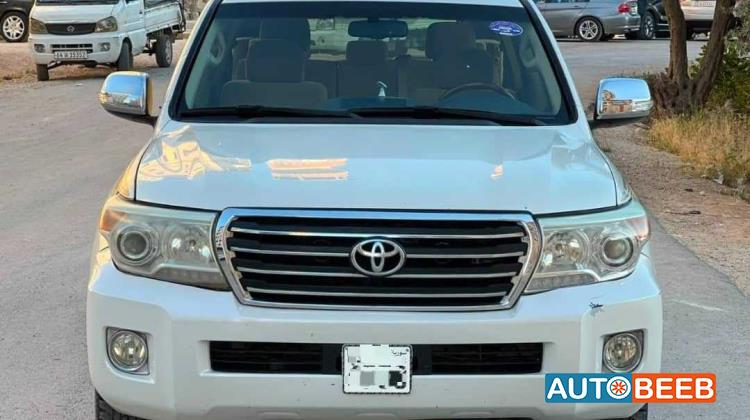 Toyota Land Cruiser 2014