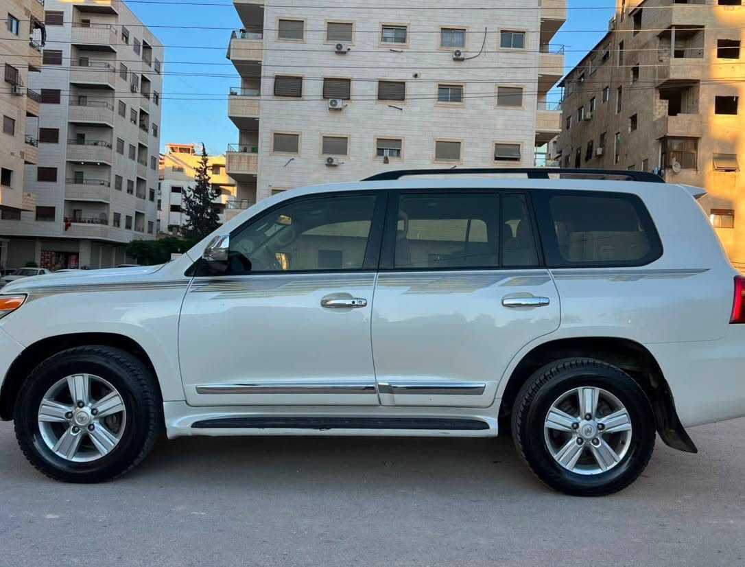Toyota Land Cruiser 2014