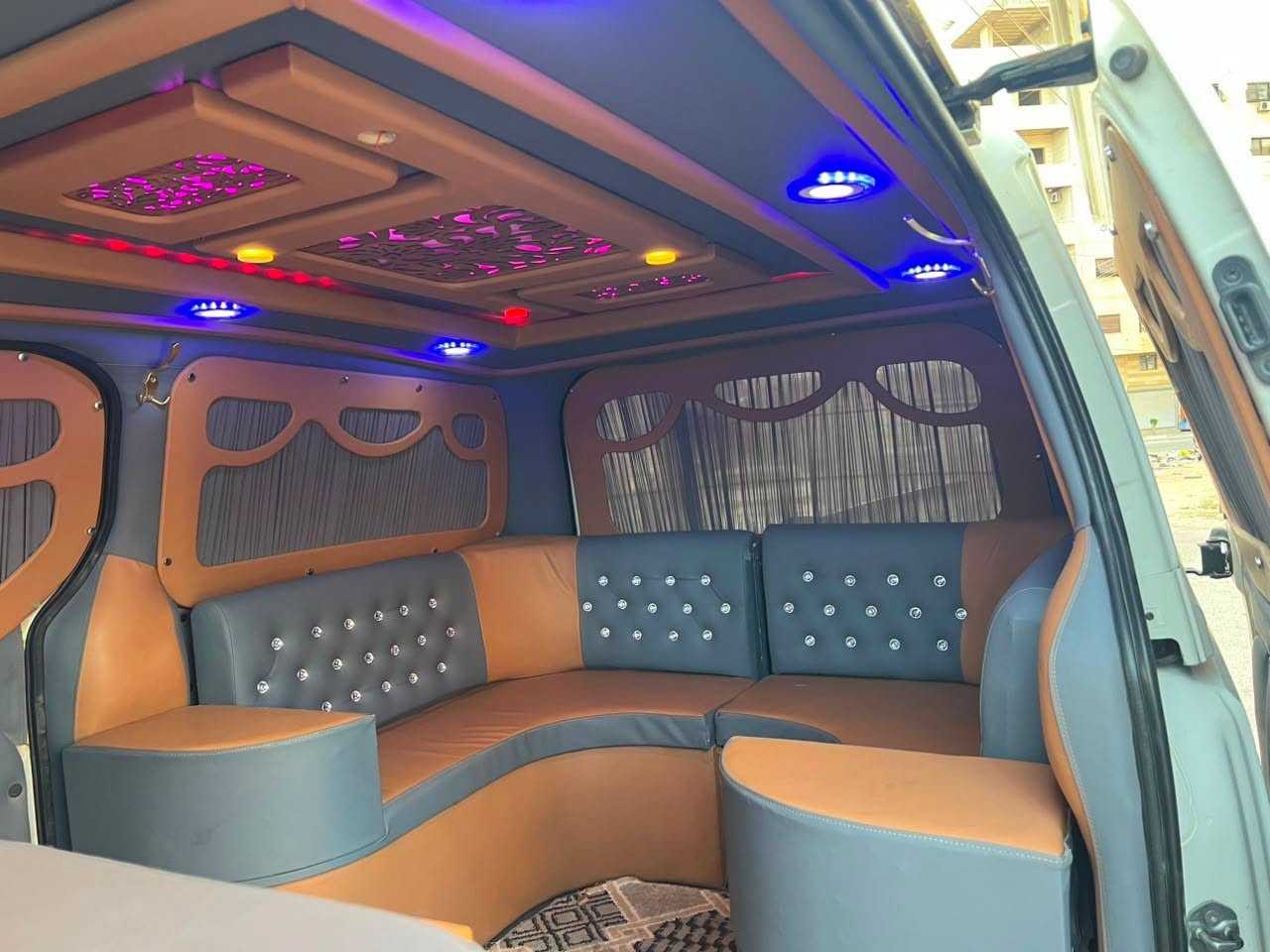 Minibus Hyundai 2012
