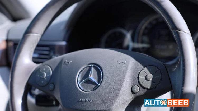مرسيدس بنز E200 2012