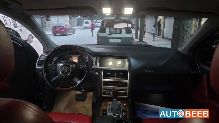 اودي Q7 2008