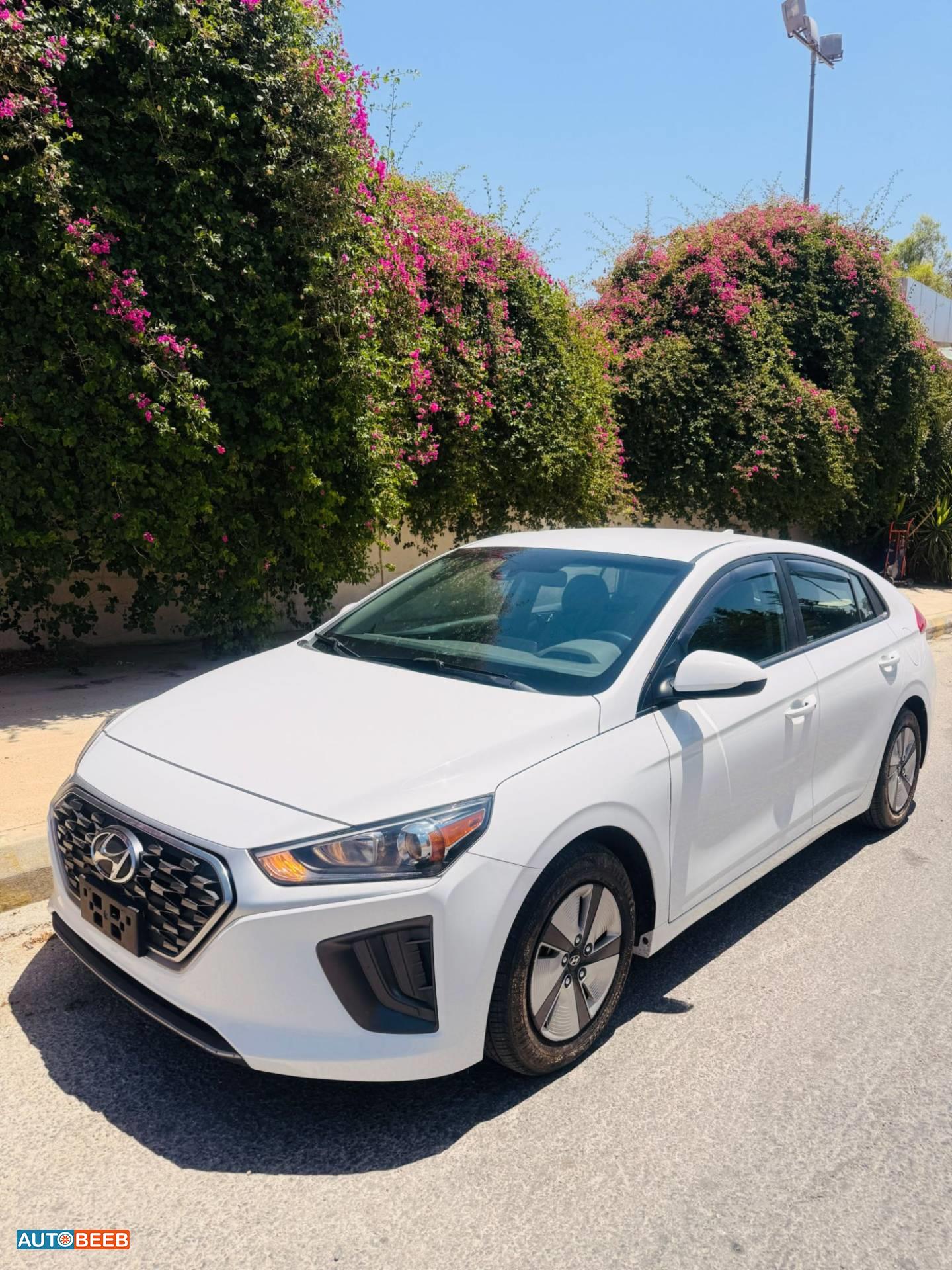 Hyundai Ioniq 2021