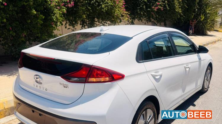Hyundai Ioniq 2021