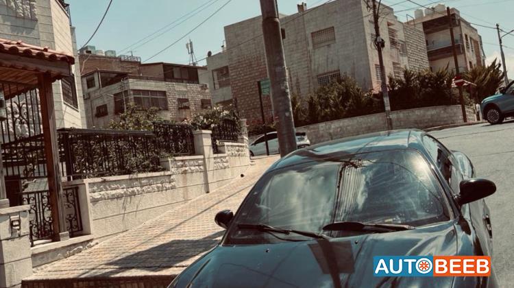 هيونداي تيبرون 2000